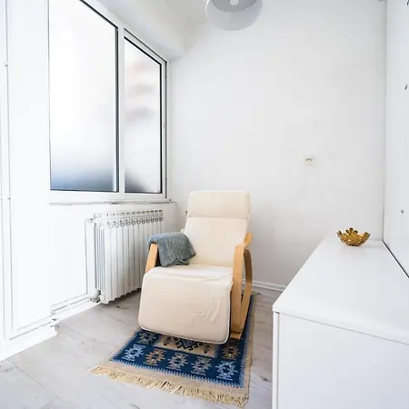 Modern 1bdr Near Center Apartment Sarajevo